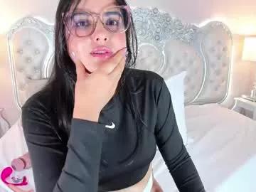 linnaevanson from Chaturbate
