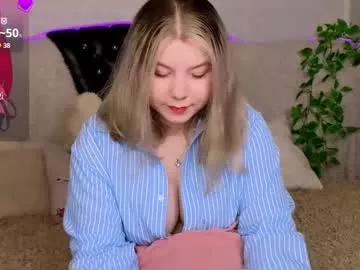 lissamio from Chaturbate