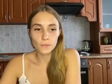 litle_girl05 from Chaturbate