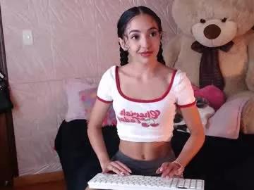 little_angelito2 from Chaturbate