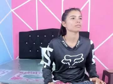little_angelsky from Chaturbate