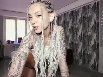 little_birdy from Chaturbate