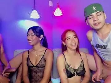 Discover our girls online shows and discover the company of countless livestreamers, with stunning shapes, sex toys and more.