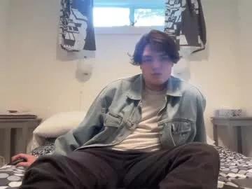 little_boi2much from Chaturbate