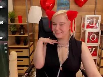 little_kittynya from Chaturbate