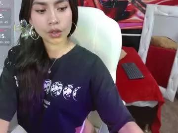 little_nickii from Chaturbate