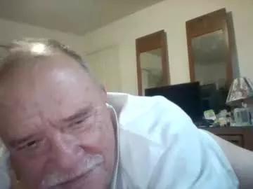 littlekenny1951 from Chaturbate