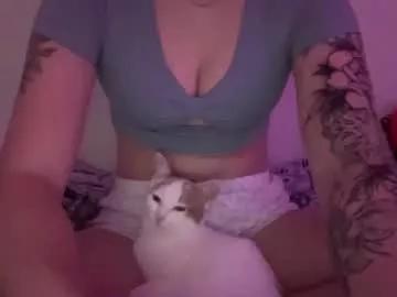 littlelovesbig from Chaturbate
