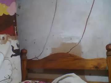 littleyanah from Chaturbate