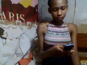 littleyanah from Chaturbate