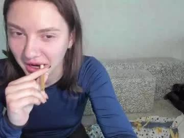 lizzi_muur from Chaturbate