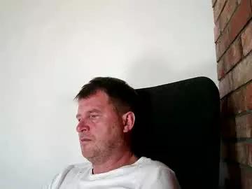 lllukasssxxx from Chaturbate