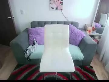 lolaandcamille from Chaturbate