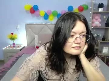 lolahikls from Chaturbate