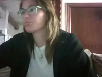 lolahueso from Chaturbate