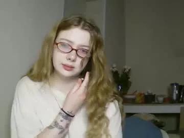lollylol11 from Chaturbate