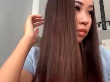 lucialostroh model from Chaturbate