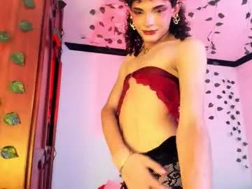 Lucianromeo17 webcams show profile image 
