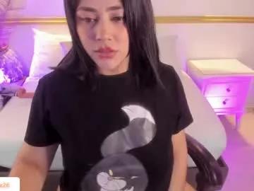 Discover our girls online shows and discover the company of countless livestreamers, with stunning shapes, sex toys and more.