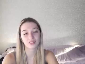 lucyreeel from Chaturbate is Freechat