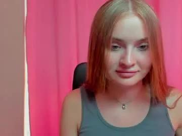 Lukeriamoon webcams show profile image 