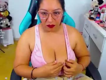 lulu_f1 from Chaturbate