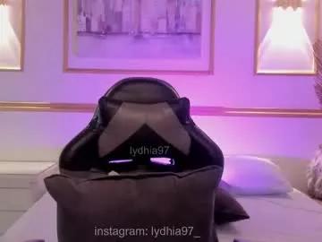 Lydhia97 webcams show profile image 