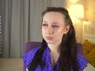 lynngroves from Chaturbate