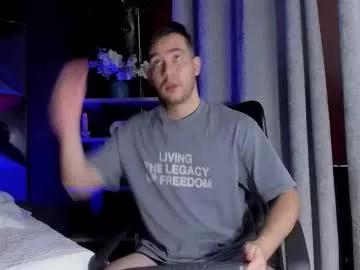 maatt_de_luca from Chaturbate