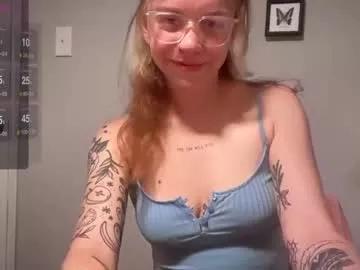 maddie4205 from Chaturbate