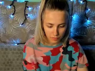 maggiecake from Chaturbate