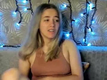 maggiecake from Chaturbate