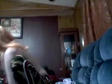 makaylabadassbitch from Chaturbate