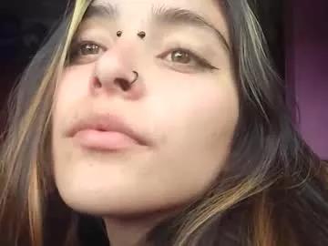 mala_kindle from Chaturbate