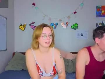 mamiclouds from Chaturbate