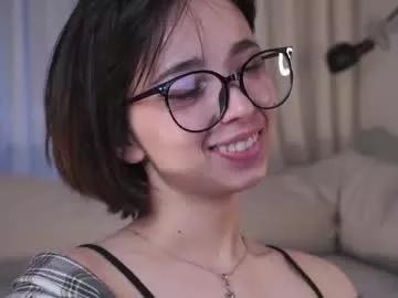 maracommiskey from Chaturbate