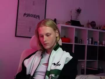 Marcusjlahn webcams show profile image 