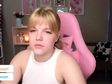maya_blonde18 from Chaturbate