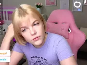 maya_blonde18 from Chaturbate