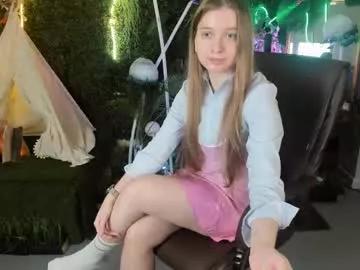 mayasinabon from Chaturbate