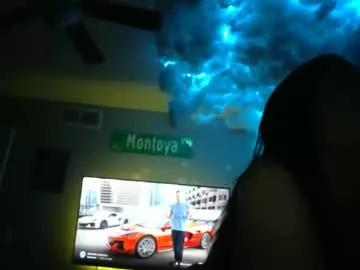 meenakushxoxo from Chaturbate