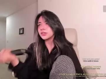Discover our girls online shows and discover the company of countless livestreamers, with stunning shapes, sex toys and more.