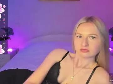 mellina_tey from Chaturbate