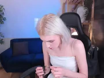 Mia_cheers webcams show profile image 