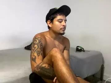 miamiclos1 from Chaturbate