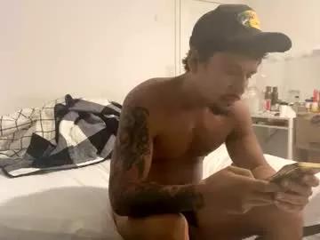 miamiclos1 from Chaturbate