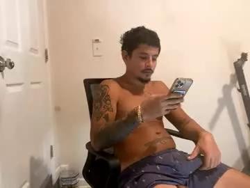 miamiclos1 from Chaturbate