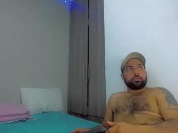 michael_twinkk from Chaturbate is Freechat