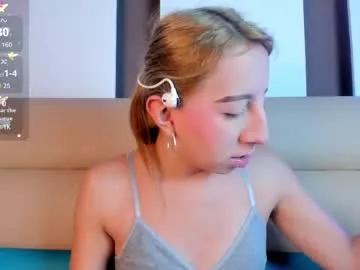 miiaa_doll from Chaturbate