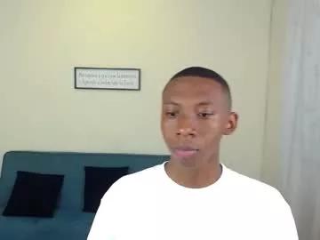 miiloo18 from Chaturbate
